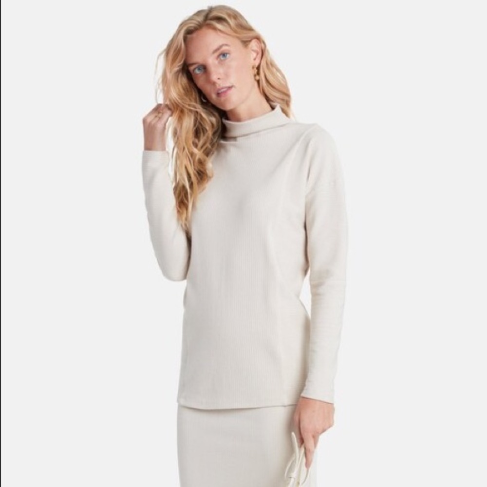 NWT Palma Mock Neck Top in Ecru